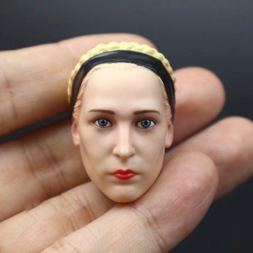 Modellino scultura testa - , di